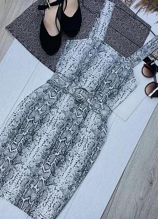 Літня сукня denim co xs коротка сукня футляр плаття в зміїний принт з поясом