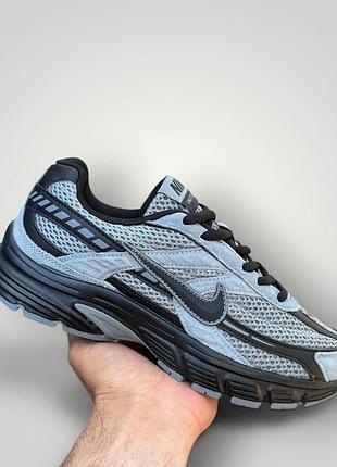 Кроссовки nike initiator