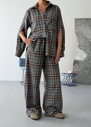 Хлопковый костюм в клетку