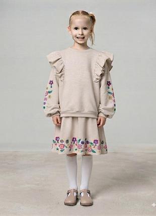 Свитшот вышиванка с национальной этно вышивкой i love girlswear.