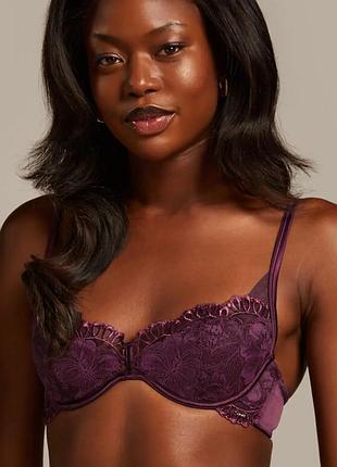 Бюст паралоновий на кісточці бордовий hunkemoller noir 75d