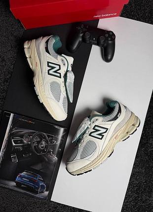 Чоловічі кросівки new balance 2002r pouch beige green