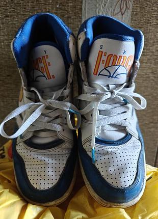 Nike sky force 2