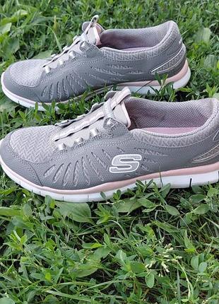 Кроссовки женские skechers