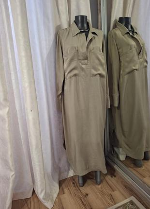 Стильне з кишенями на грудях і розрізами з боків плаття 👗 сорочка