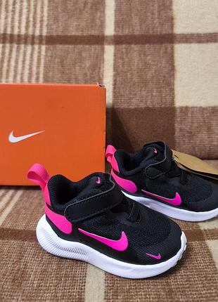 Дитячі кросівки nike revolution