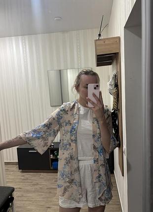 Накидка жіноча