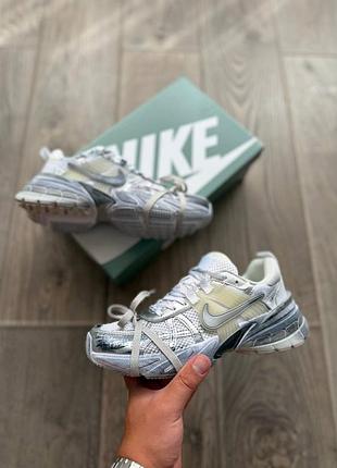 Nike runntek v2k white silver custom