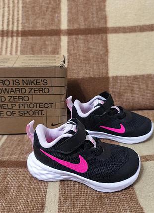 Дитячі кросівки nike revolution