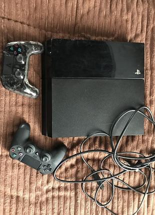 Sony playstation 4 2 джойстика куча игр (gta5, mortal kombat, god of war)