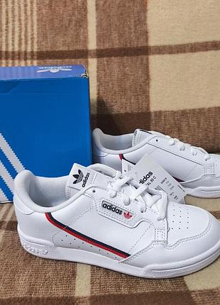 Детские кроссовки adidas