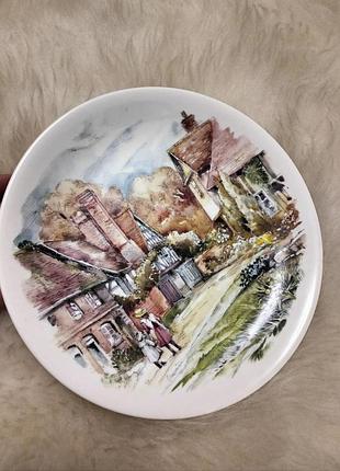 Колекційна тарілка  poole англія.