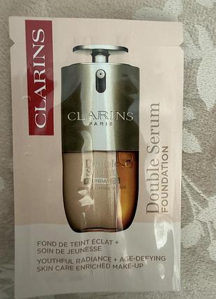 Тональна основа-сироватка clarins double serum foundation.
