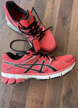 Кросівки asics рожеві 37-24 см