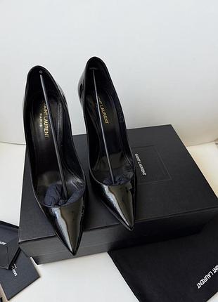 Туфлі saint laurent