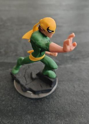 Фигурка iron fist (disney infinity)