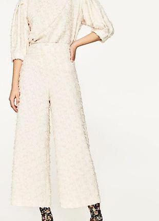 Стильний костюм від бренду zara