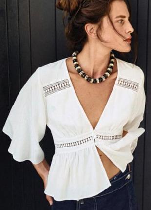 Романтичная блуза zara с кружевными вставками (модель embroidered romantic blouse / шорт блуза v-вырезом.