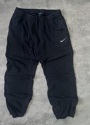 Спортивні штани nike vintage широкі