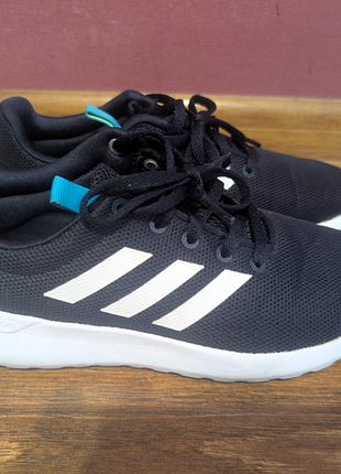 Легкі текстильні кросівки adidas