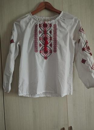 Вишиванка для дівчинки