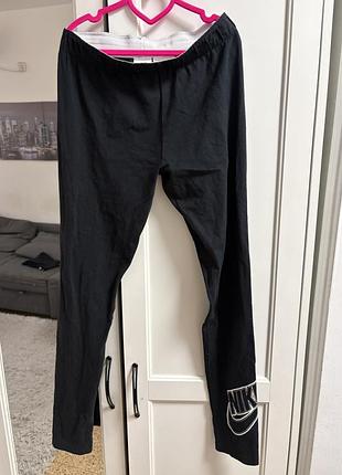 Чорні дитячі спортивні легінси nike sportswear favorites leggings