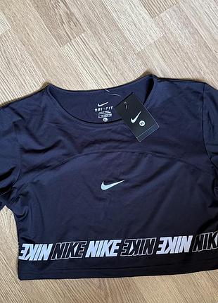 Футболка жіноча nike коротка топ