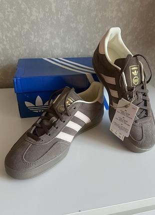 Кросівки жіночі adidas originals gazelle indoor brown jr2431 розмір 40