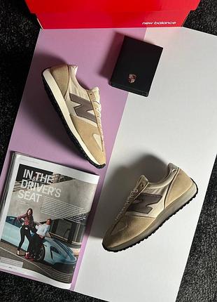 Жіночі кросівки new balance 471 sand beige