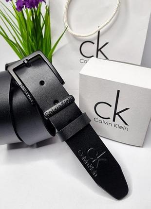 Кожаный ремень с черной пряжкой calvin klein подарок для мужчины стильный пояс из натуральной кожи в коробочке турецкий