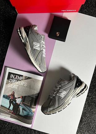 Жіночі кросівки new balance 1906r grey beige black