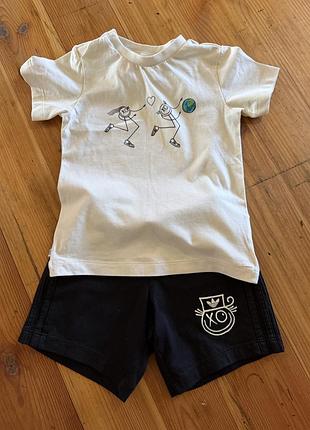 Костюм adidas 12-18m оригінал