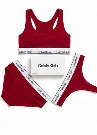 Комплект жіночої білизни calvin klein трійка: топ + двоє трусів чорного кольору, білого кольору, червоного кольору, розмір s, m, l