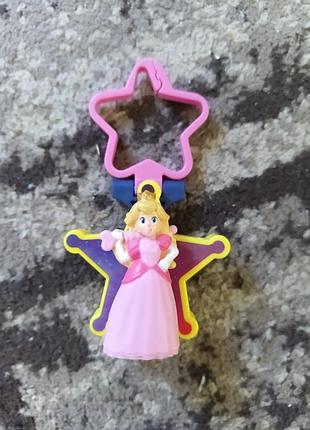 Игрушки из макдональдс 4