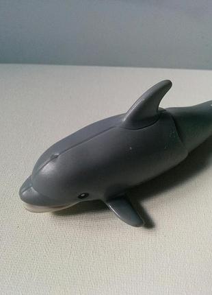 Игрушка kinder maxi дельфин,киндер макси 2