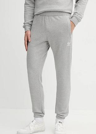 Хлопковые спортивные штаны adidas originals essentials