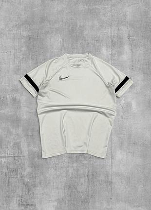 Футболка nike dri-fit оригінал біла чоловіча спортивна футболка найк футбольна