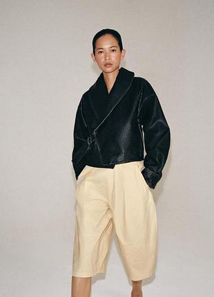 Жіноча укорочена куртка косуха з еко шкіри zara