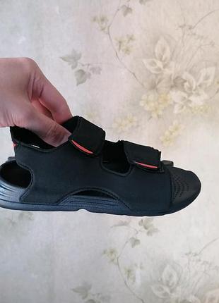 Сандалии adidas swim sandal sandals black/orange fy8936 на стопу 21 см