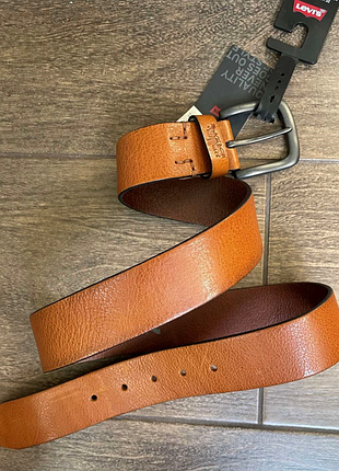 Levi's чоловічий коричневий шкіряний ремінь розмір 34 (талія 85-90) пояс під джинси лівис оригінал