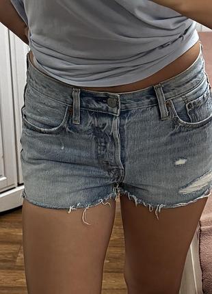 Нові джинсові шорти levi’s