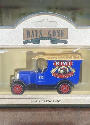 Модель автомобиля kiwi 1:43 lledo англия