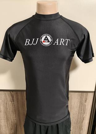 Черный рашгард «bjj art» для бразильского джиу-джитсу.