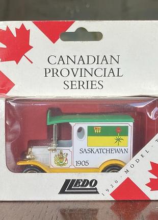 Модель автомобиля saskatchewan 1:43 lledo англия