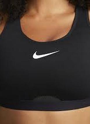 Фірмовий чорний спортивний топ для всіх видів спорту nike великого розміру. розмір 2х.