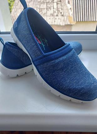 Мокасіни skechers  41 розмір