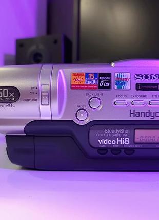 Sony  ccd-tr648e