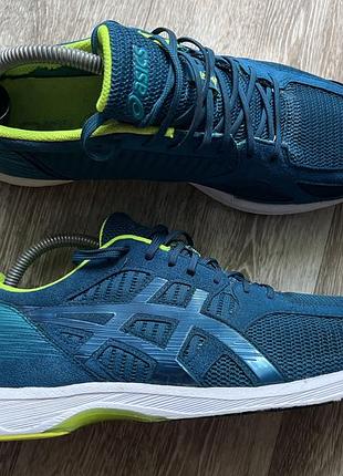Кросівки asics