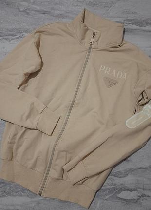 Prada женская куртка, кофта