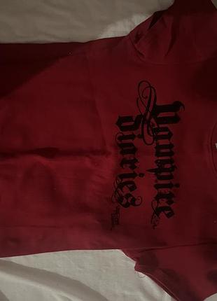 Футболка жіноча the vampire diaries червона